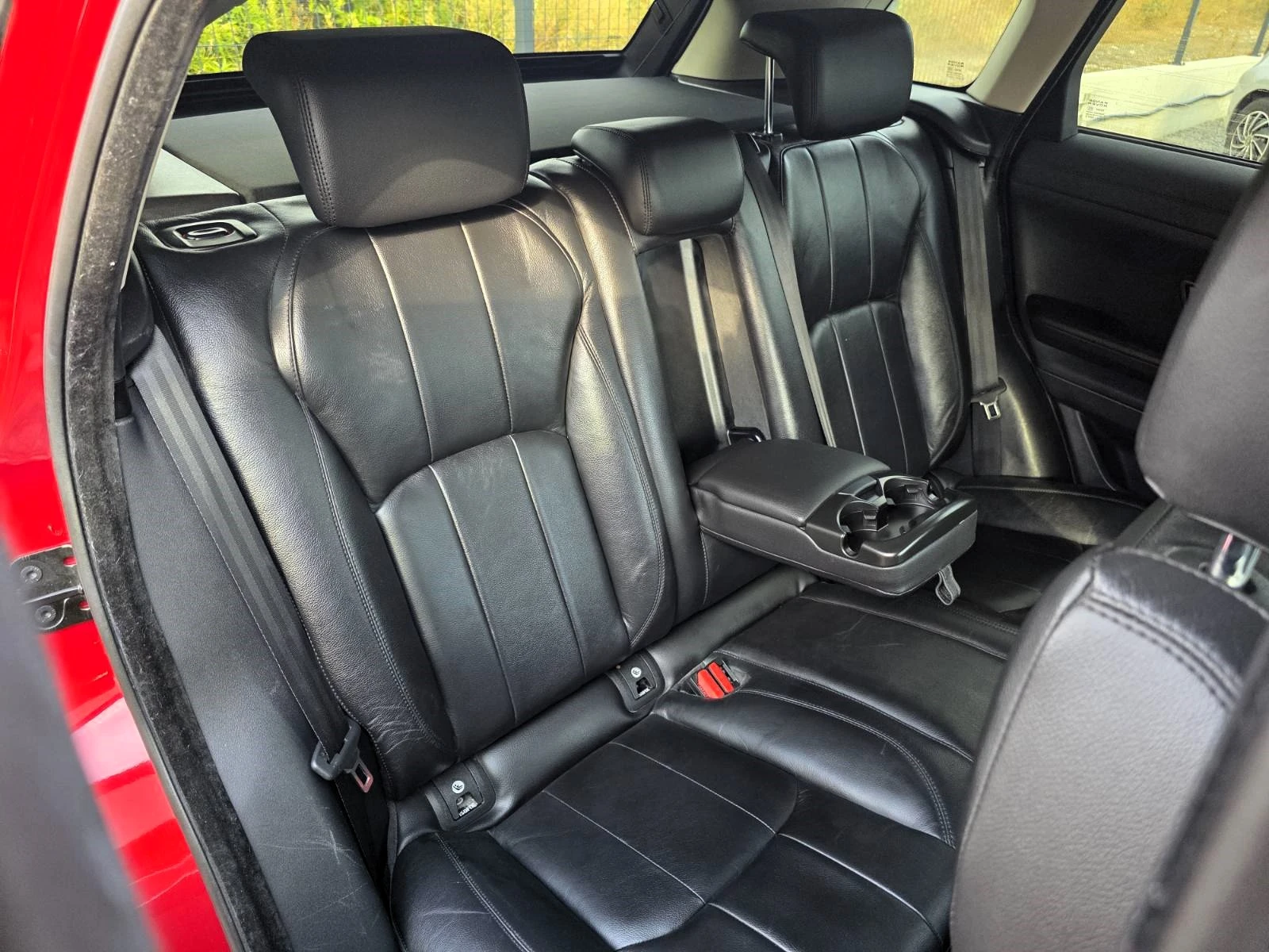Land Rover Range Rover Evoque 2.0td4 HSE, снимка 14 - Автомобили и джипове - 55804119