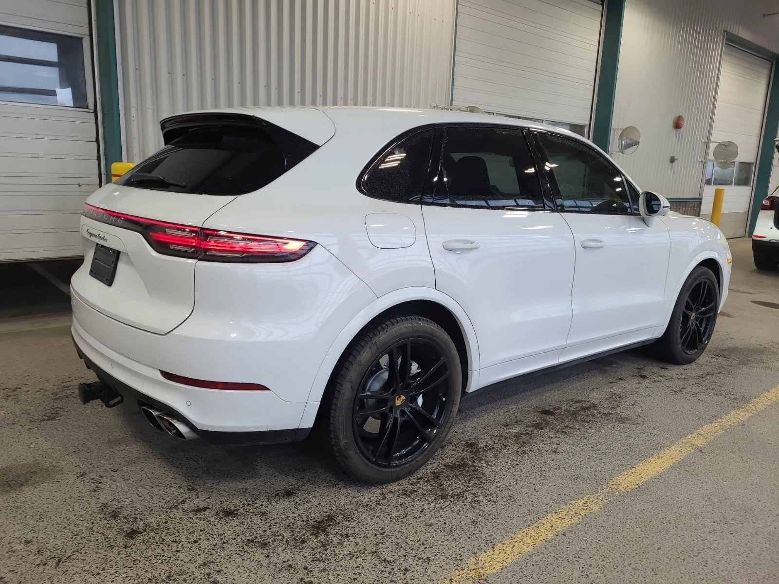 Porsche Cayenne * Turbo AWD * CARFAX * ОПЦИЯ ЗА ФИНАНСИРАНЕ * , снимка 4 - Автомобили и джипове - 55842583