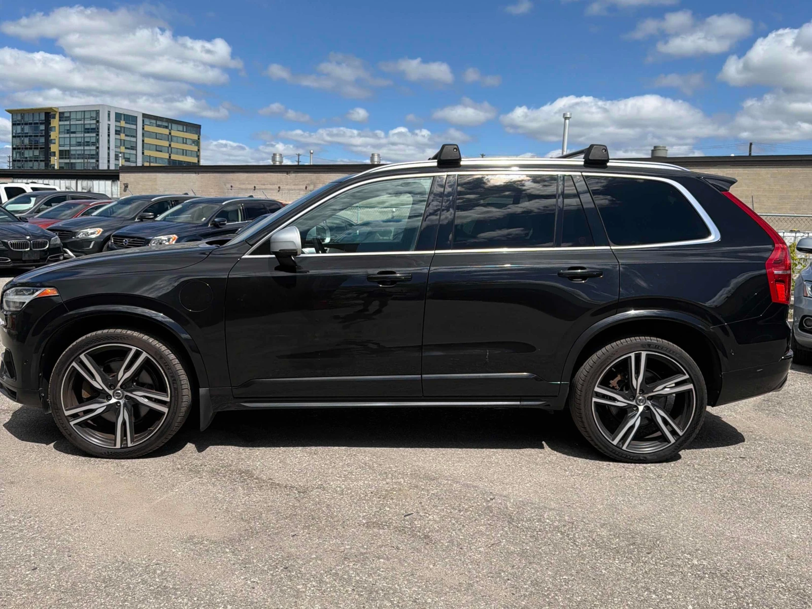 Volvo Xc90  T8 R Design / CARFAX / 360 / B&W / PANO , снимка 4 - Автомобили и джипове - 55953617
