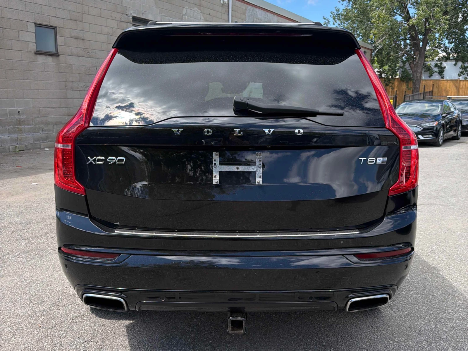 Volvo Xc90  T8 R Design / CARFAX / 360 / B&W / PANO , снимка 6 - Автомобили и джипове - 55953617