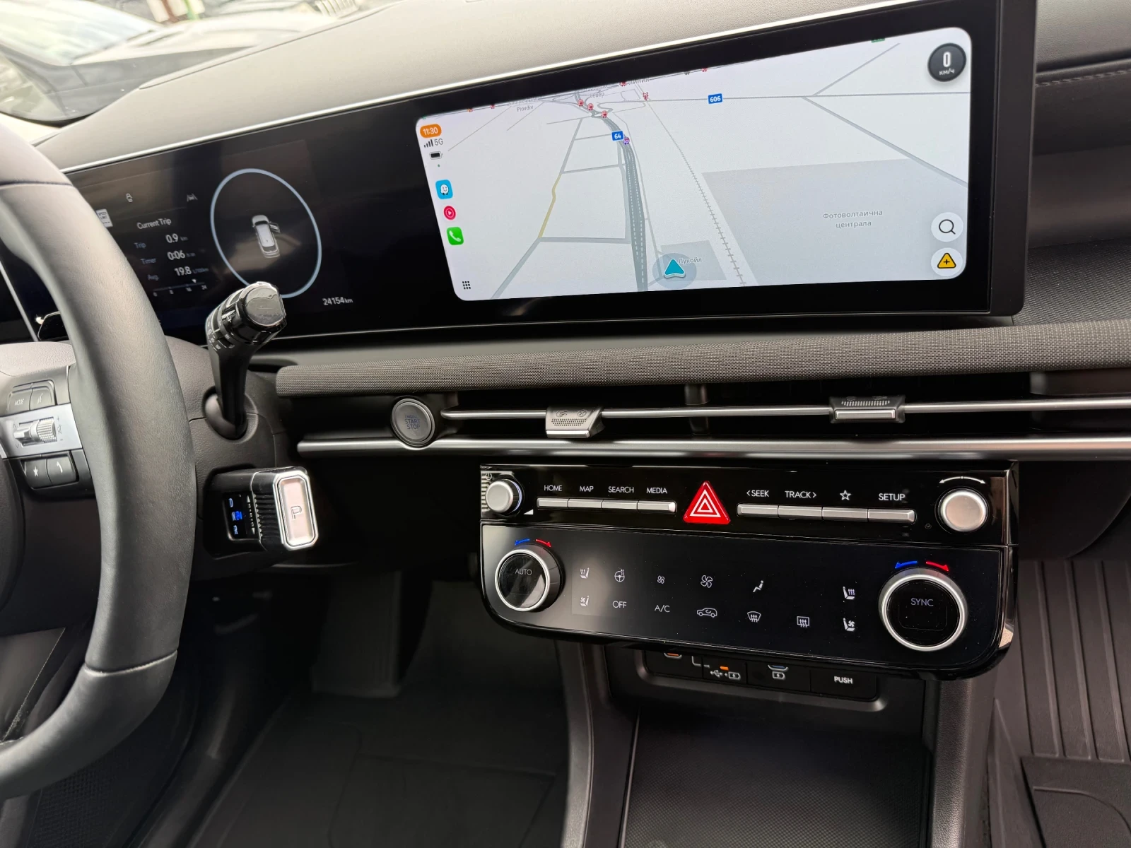 Hyundai Tucson 2.5GDI Preferred FullMax, снимка 11 - Автомобили и джипове - 56218641