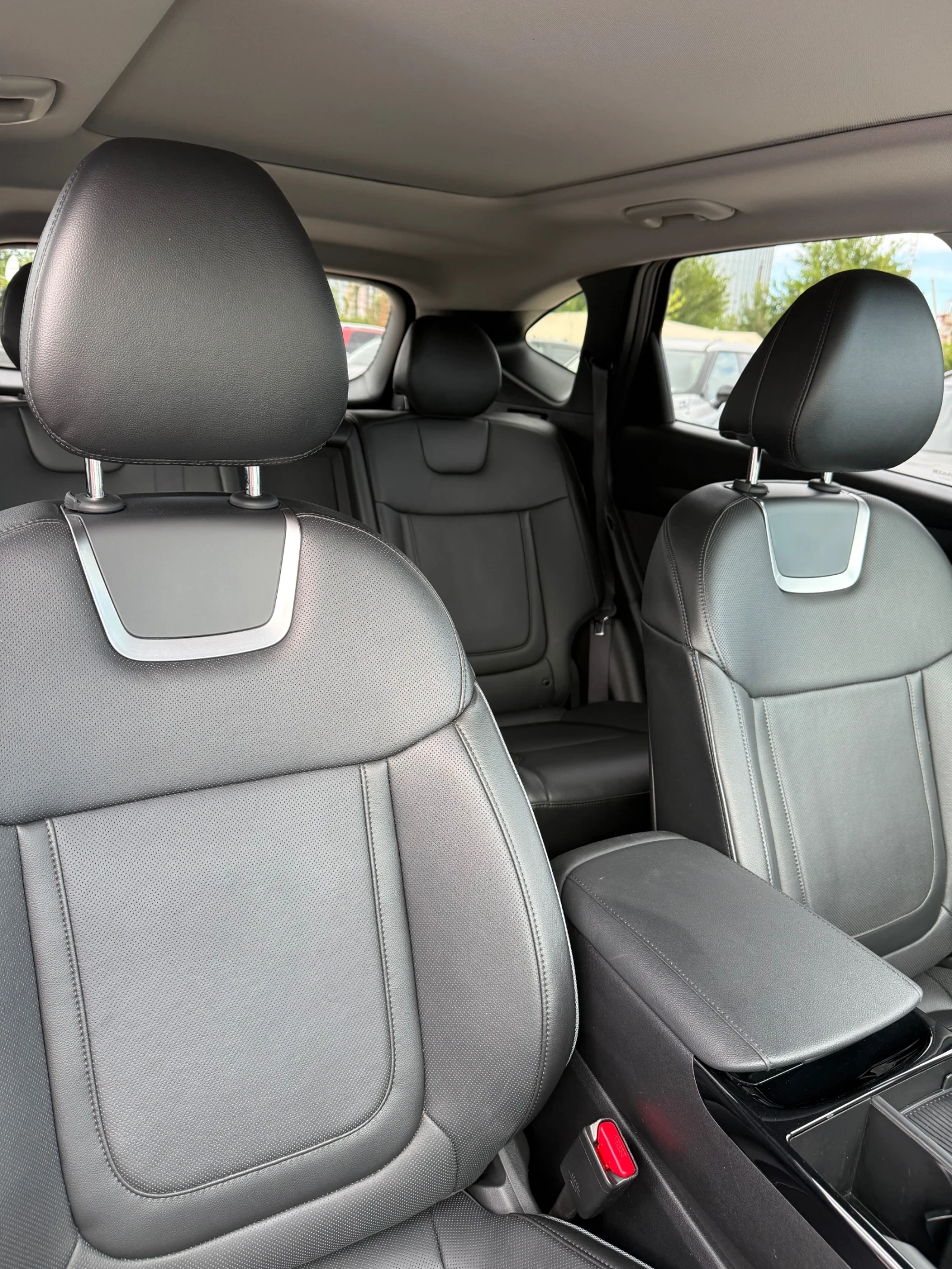 Hyundai Tucson 2.5GDI Preferred FullMax, снимка 16 - Автомобили и джипове - 56218641