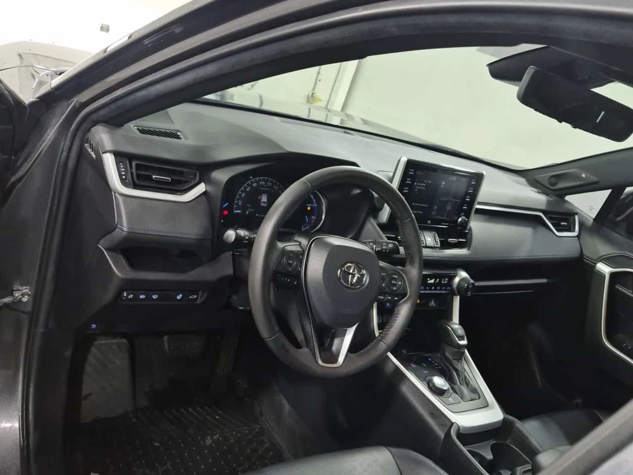 Toyota Rav4 * Awd Hybrid Xse * CARFAX * ��� ������������ ����� | Mobile.bg � ����������� 10