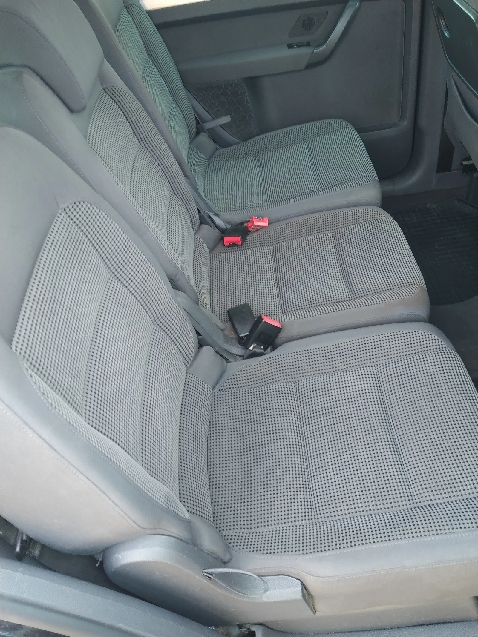VW Touran, снимка 7 - Автомобили и джипове - 56447496
