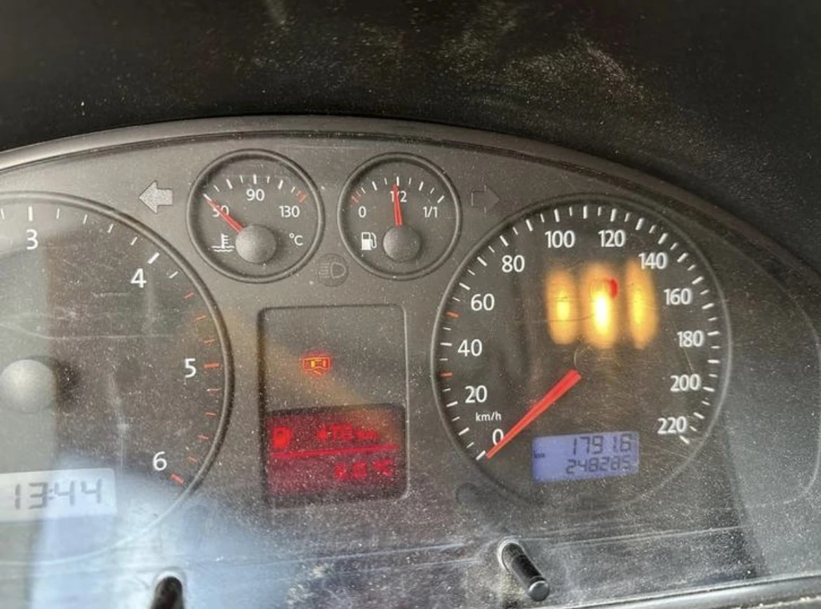 VW T5 1.9 TDI Климатик  - изображение 8