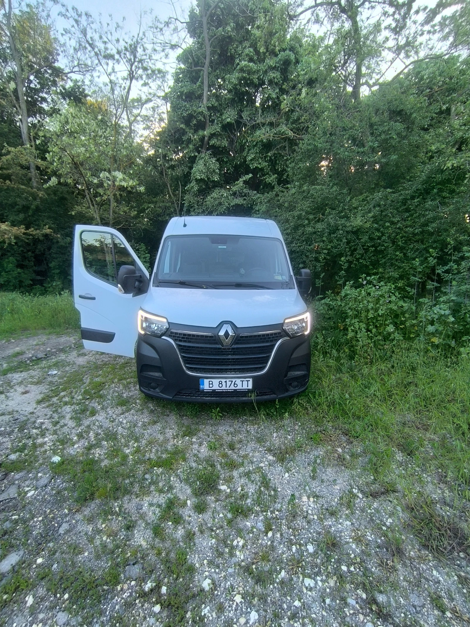 Renault Master L2H2 9 местен