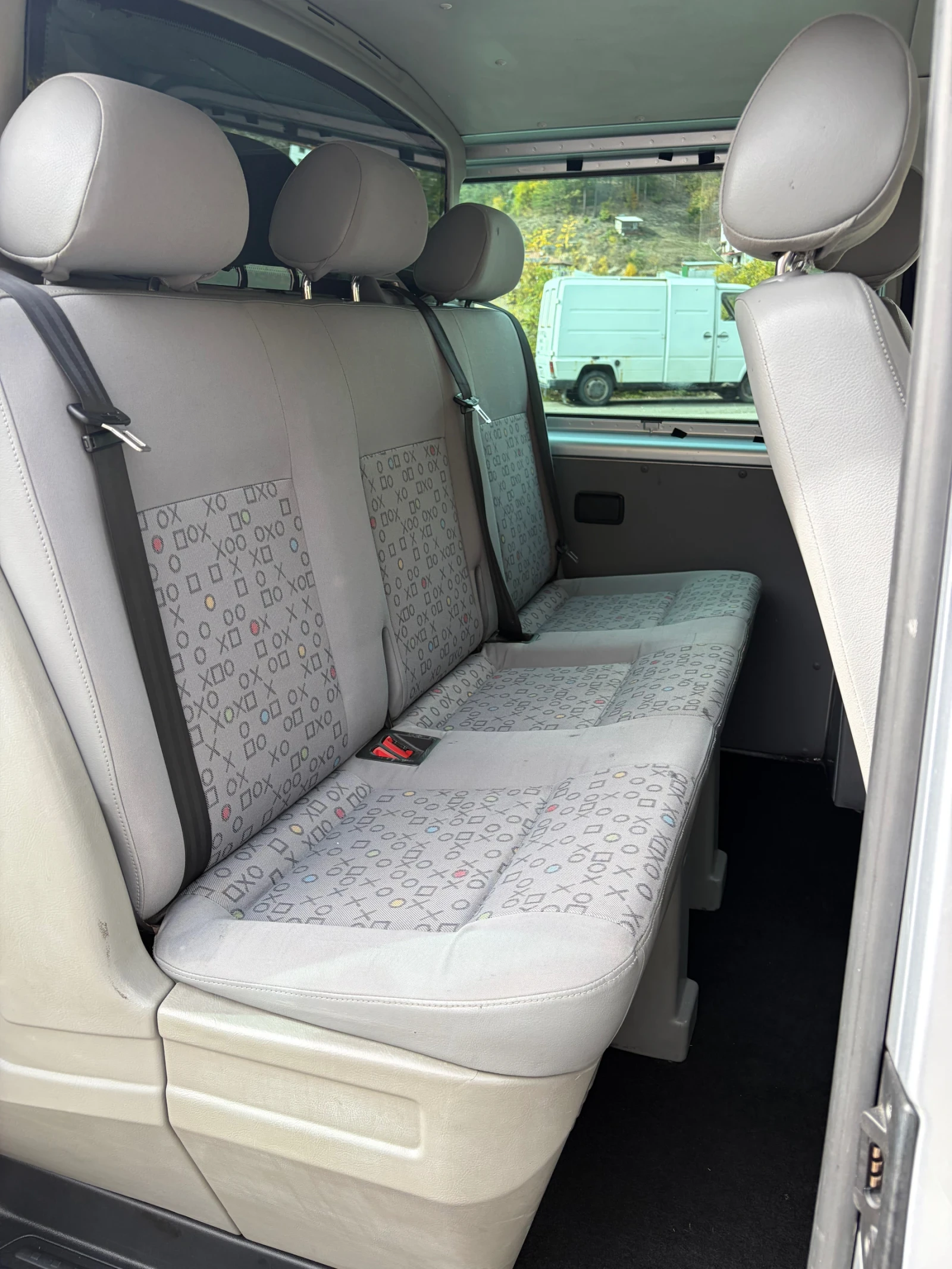 VW T5 2.5TDI 131PS 96KW, снимка 13 - Бусове и автобуси - 56524499