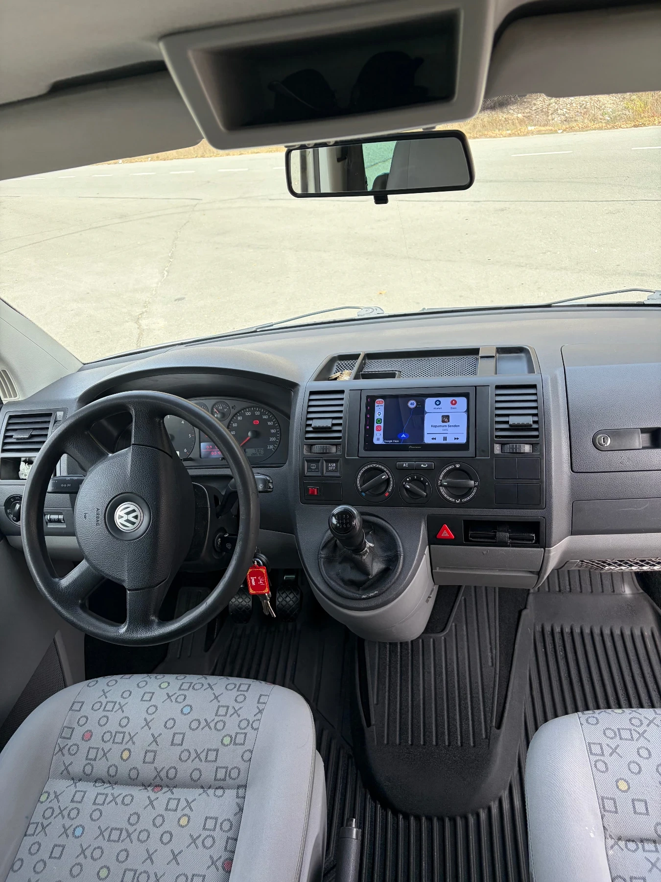 VW T5 2.5TDI 131PS 96KW, снимка 7 - Бусове и автобуси - 56524499