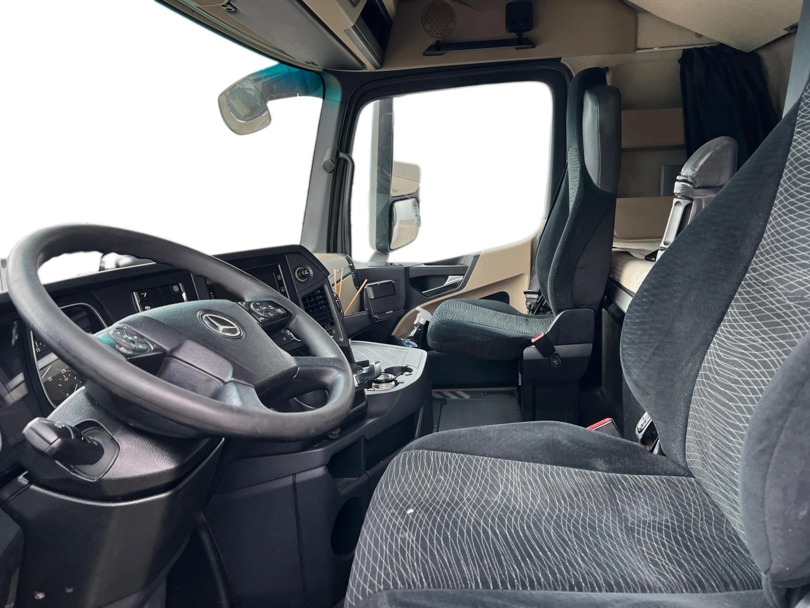 Mercedes-Benz Actros 1845 LS - изображение 8