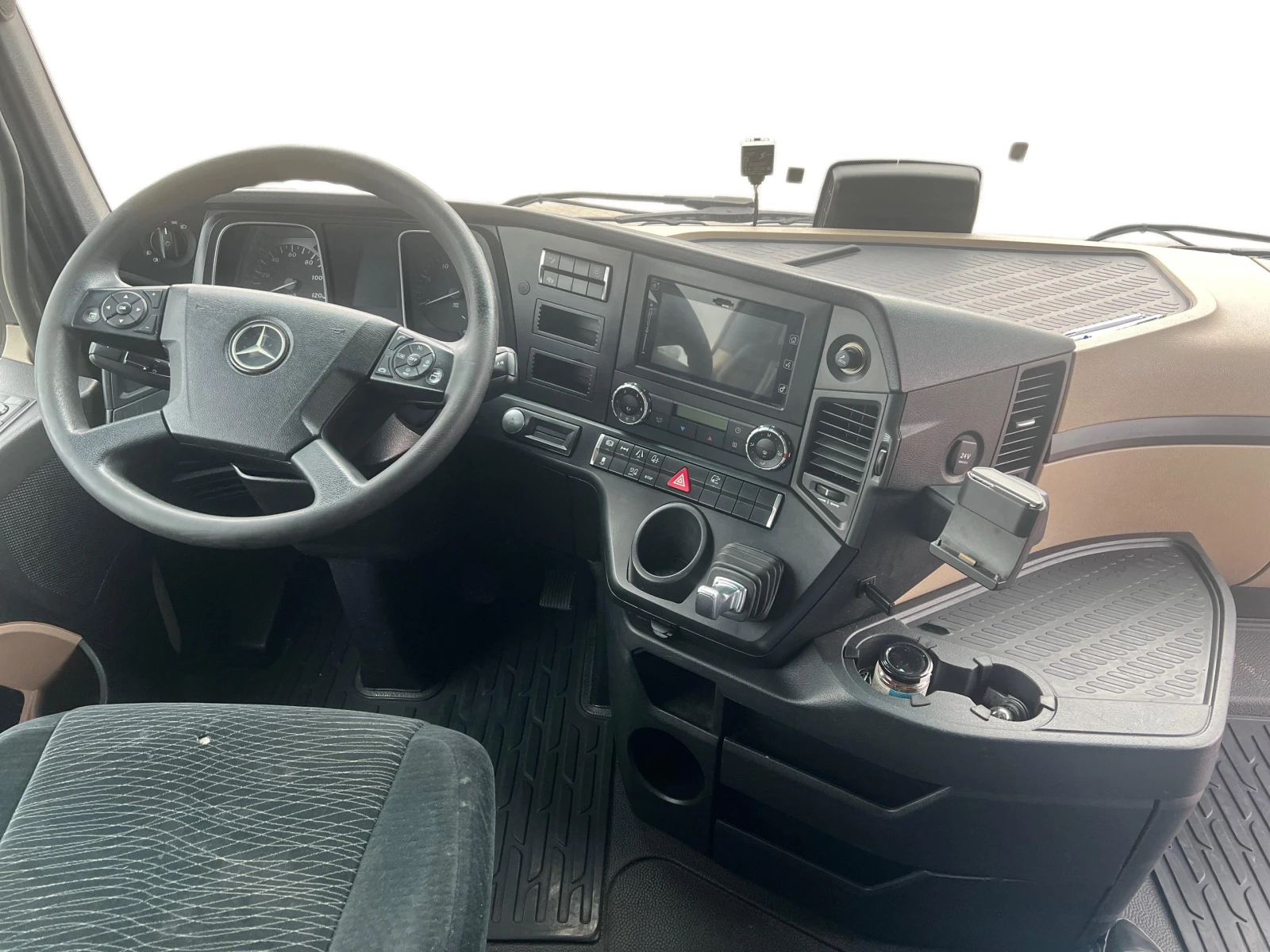 Mercedes-Benz Actros 1845 LS - изображение 6