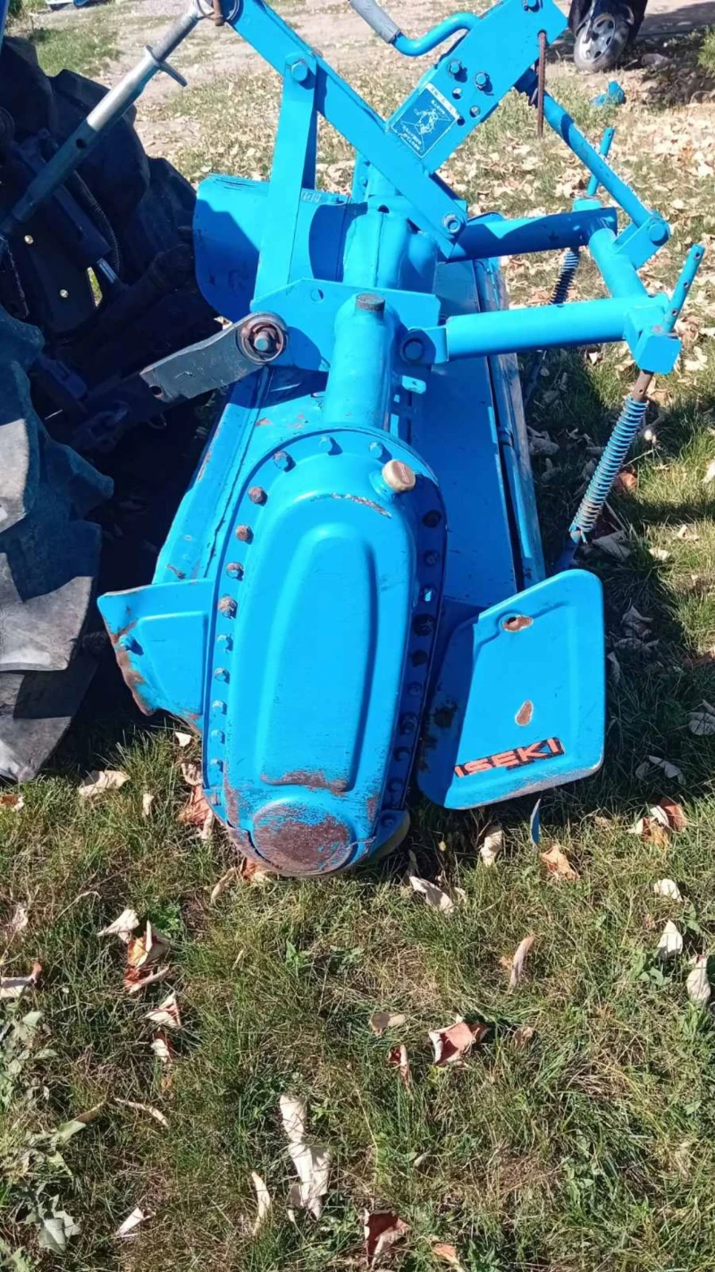 Трактор ISEKI 235, снимка 7 - Селскостопанска техника - 52390253