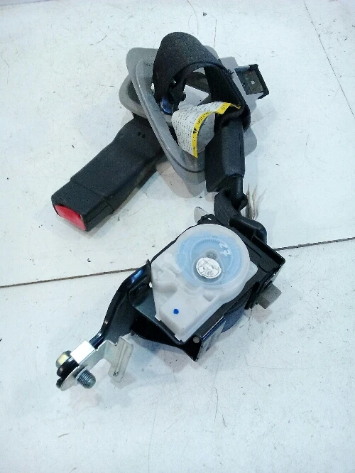 Колан заден десен Субару Форестър