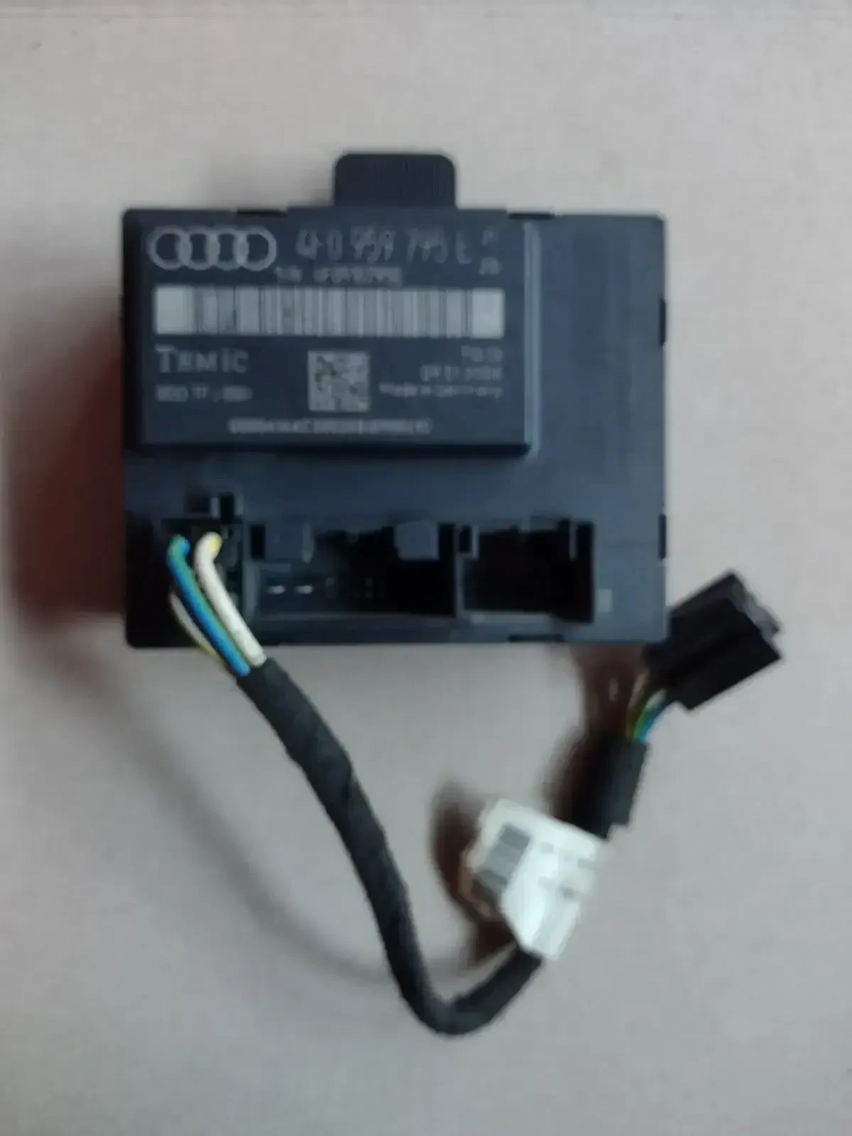 4F0959795E       AUDI A6 4F  4F0 959 795 E | Mobile.bg   2