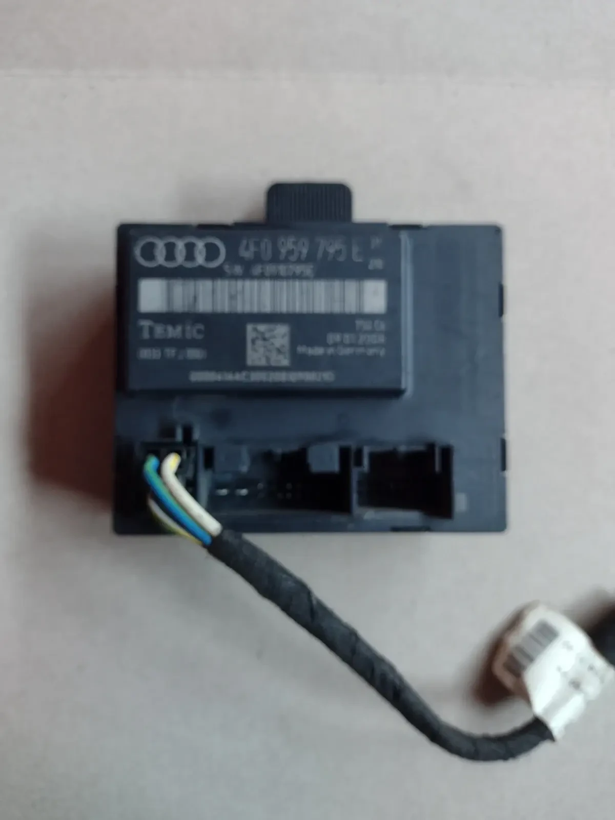 4F0959795E модул за управление на врати  AUDI A6 4F  4F0 959 795 E | Mobile.bg — изображение 1