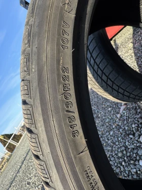 Гуми Зимни 315/30R22, снимка 4 - Гуми и джанти - 53105867