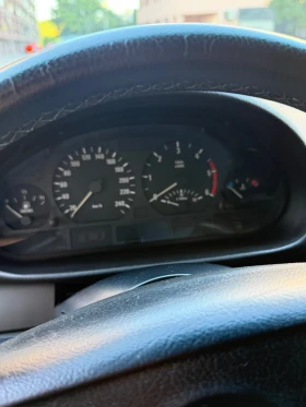 BMW 320, снимка 10