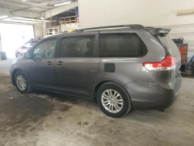 Toyota Sienna XLE 3.5L - 20999 лв. - 59004611 3