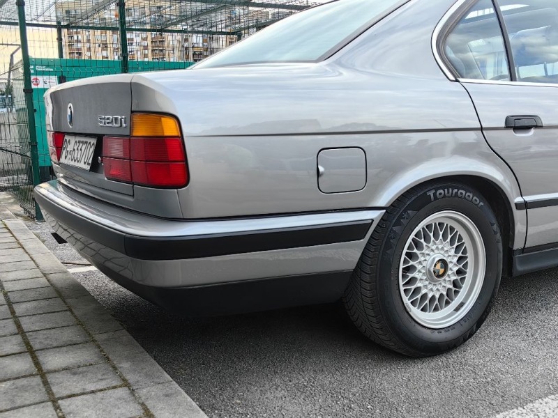 BMW 520, снимка 7 - Автомобили и джипове - 45084022