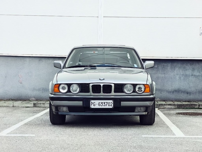 BMW 520, снимка 4 - Автомобили и джипове - 45084022