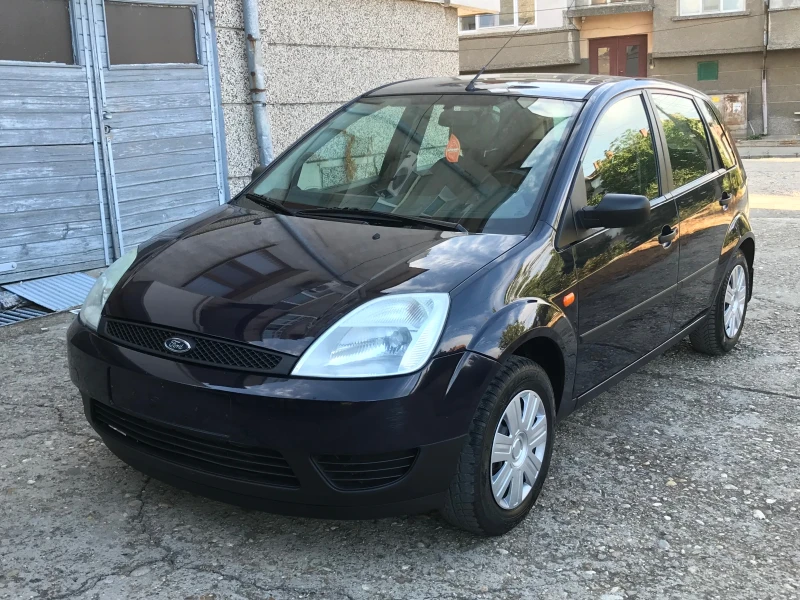 Ford Fiesta, снимка 1 - Автомобили и джипове - 47284275