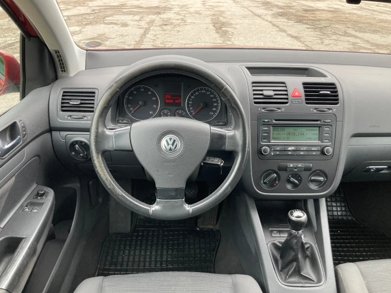 VW Golf 1.4i-75kc, снимка 9 - Автомобили и джипове - 47561992