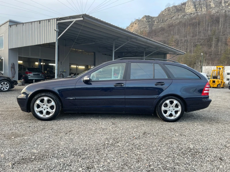 Mercedes-Benz C 180 1.8i-AUTOMATIC-COMPRESSOR-ГАЗ-АВТОКАСКО, снимка 2 - Автомобили и джипове - 48862560