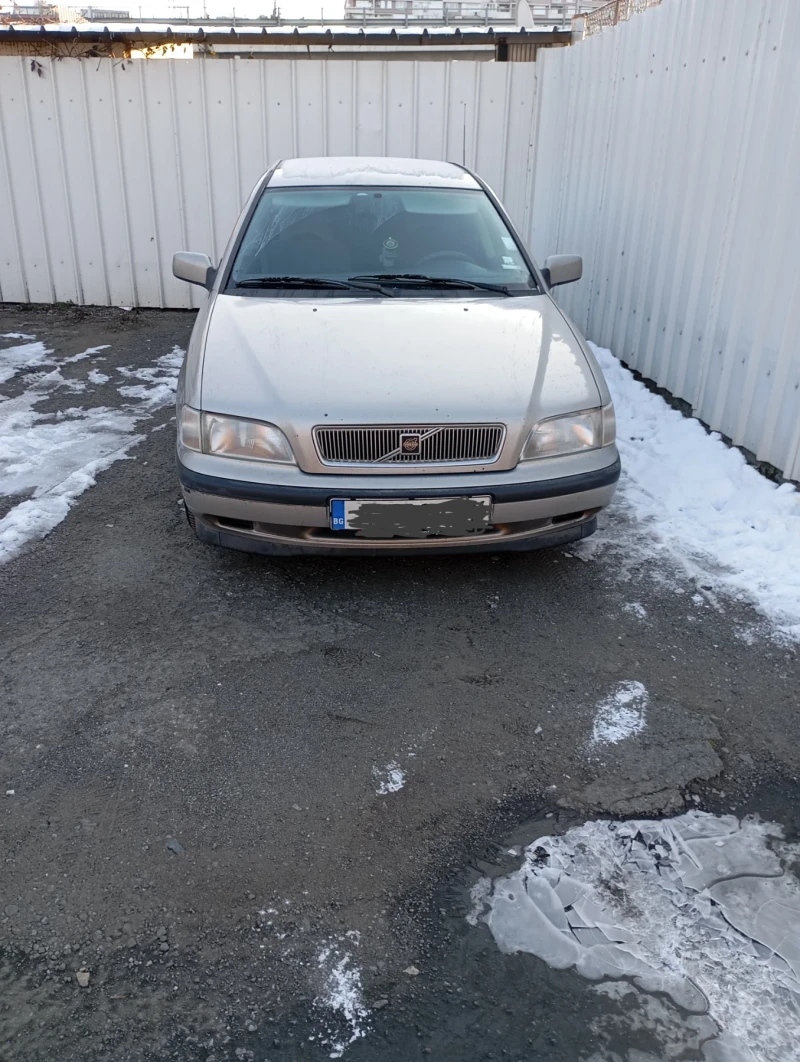 Volvo S40, снимка 1 - Автомобили и джипове - 49276016