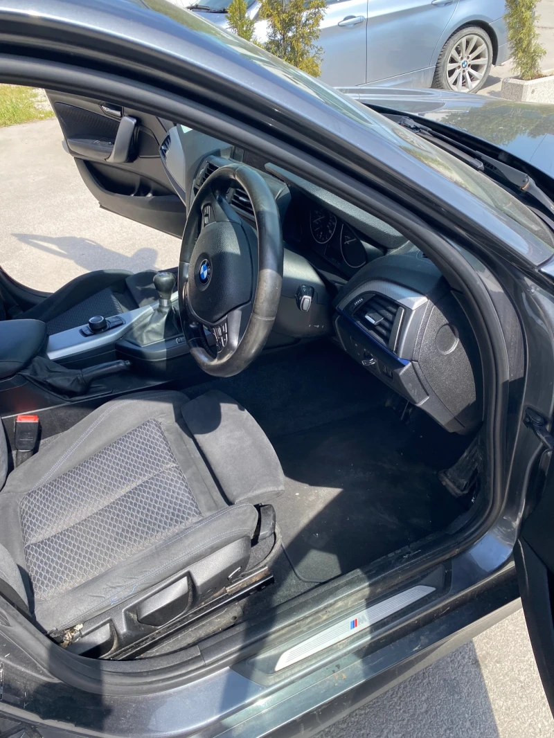 BMW 125 Десен волан, снимка 9 - Автомобили и джипове - 52810795