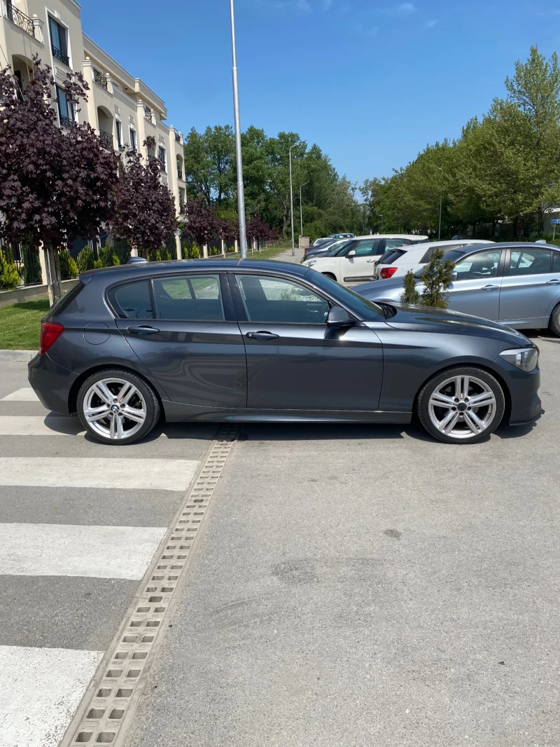 BMW 125 Десен волан, снимка 3 - Автомобили и джипове - 52810795