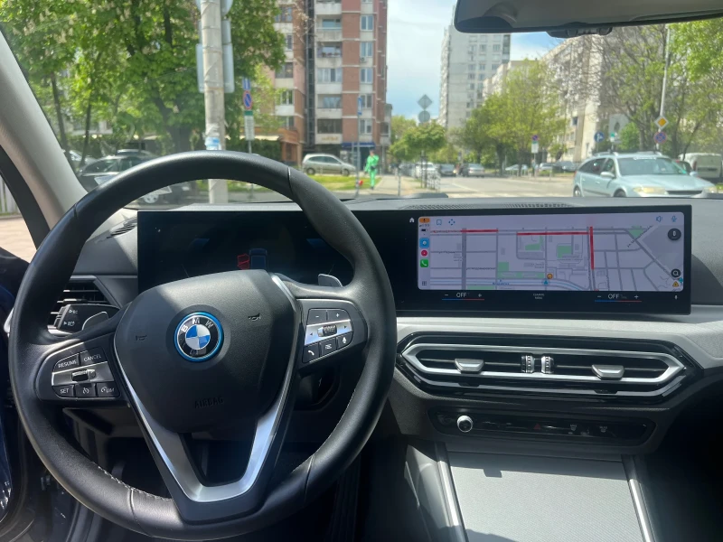 BMW 330 292hp 2к-та гуми джанти, снимка 8 - Автомобили и джипове - 52016826