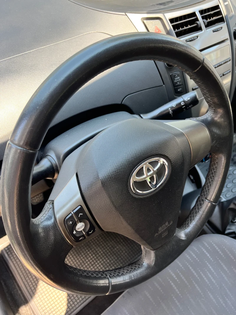 Toyota Yaris 1.4 D-4d/90к.с./Facelift, снимка 9 - Автомобили и джипове - 52508224