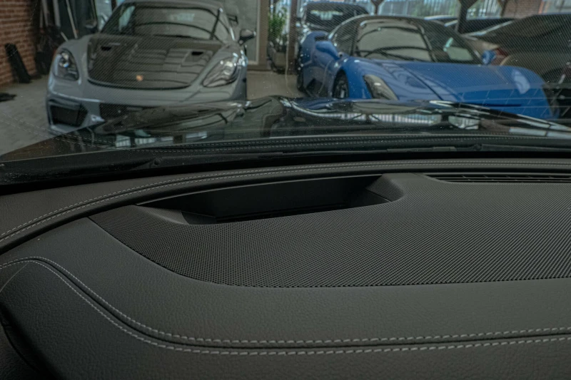 Mercedes-Benz E 200 AMG Line/Камера 360/MBUX/Dynamic/HuD/Collision , снимка 8 - Автомобили и джипове - 51253552