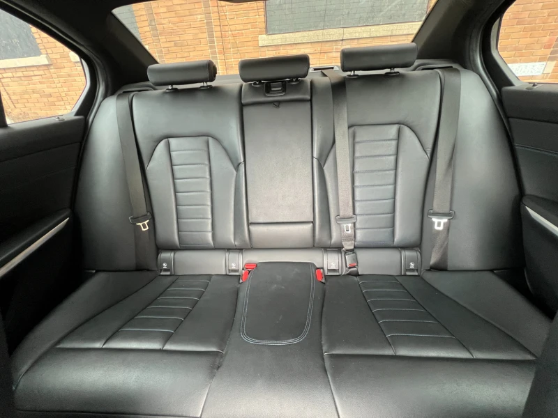 BMW 330 M-pkg* Harman/Kardon* Подгрев* Пано* Камера, снимка 16 - Автомобили и джипове - 52317714