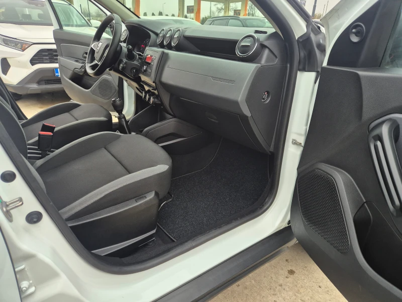 Dacia Duster N1 4x4 M/T1.5 DCI , снимка 9 - Автомобили и джипове - 52577592