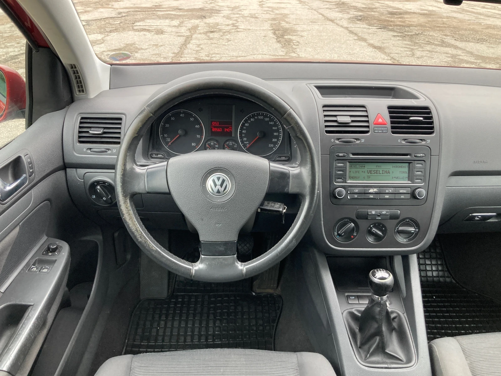 VW Golf 1.4i-75kc - изображение 9