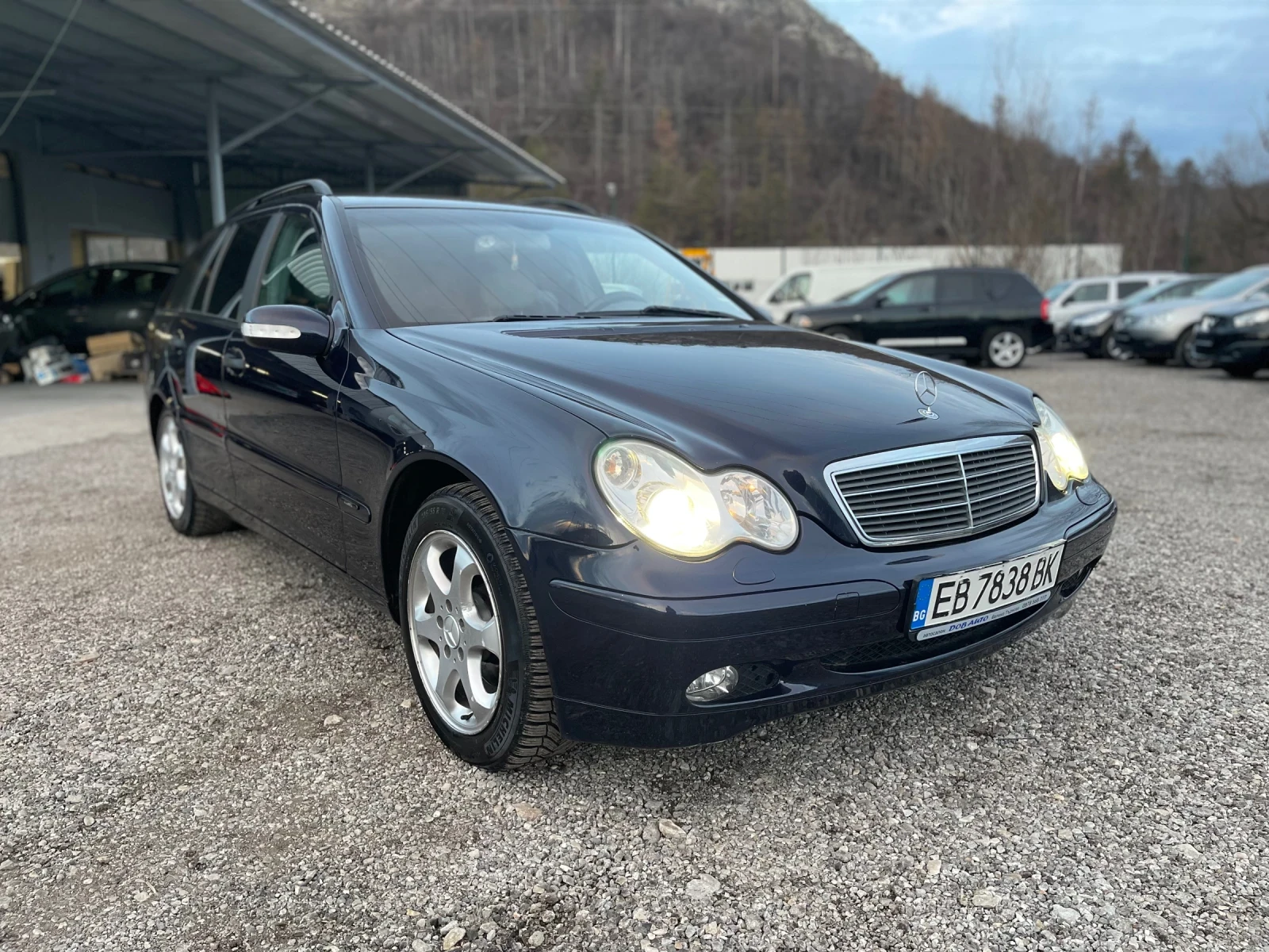 Mercedes-Benz C 180 1.8i-AUTOMATIC-ГАЗ ИНЖЕКЦИОН-АВТОКАСКО-НАПЪЛНО ОБС - изображение 7