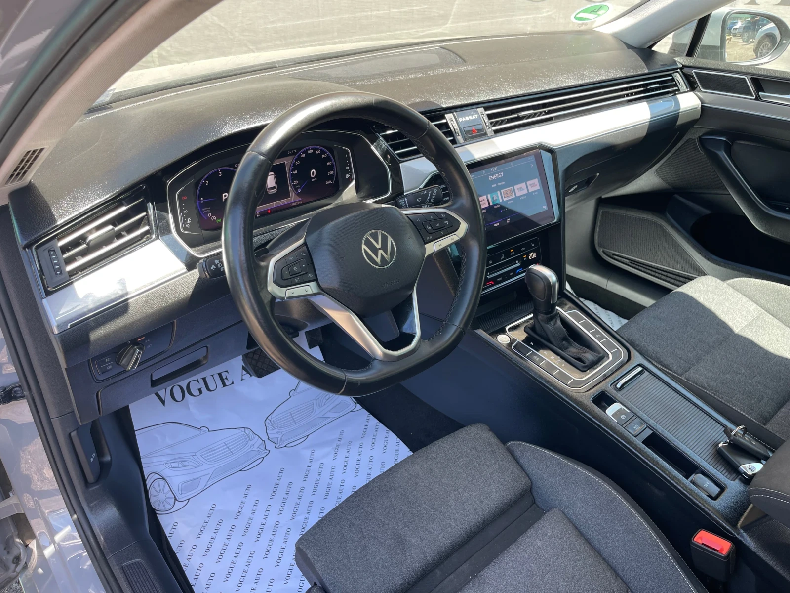 VW Passat PANO* Keyless* Massage* Memory* Camera - изображение 9
