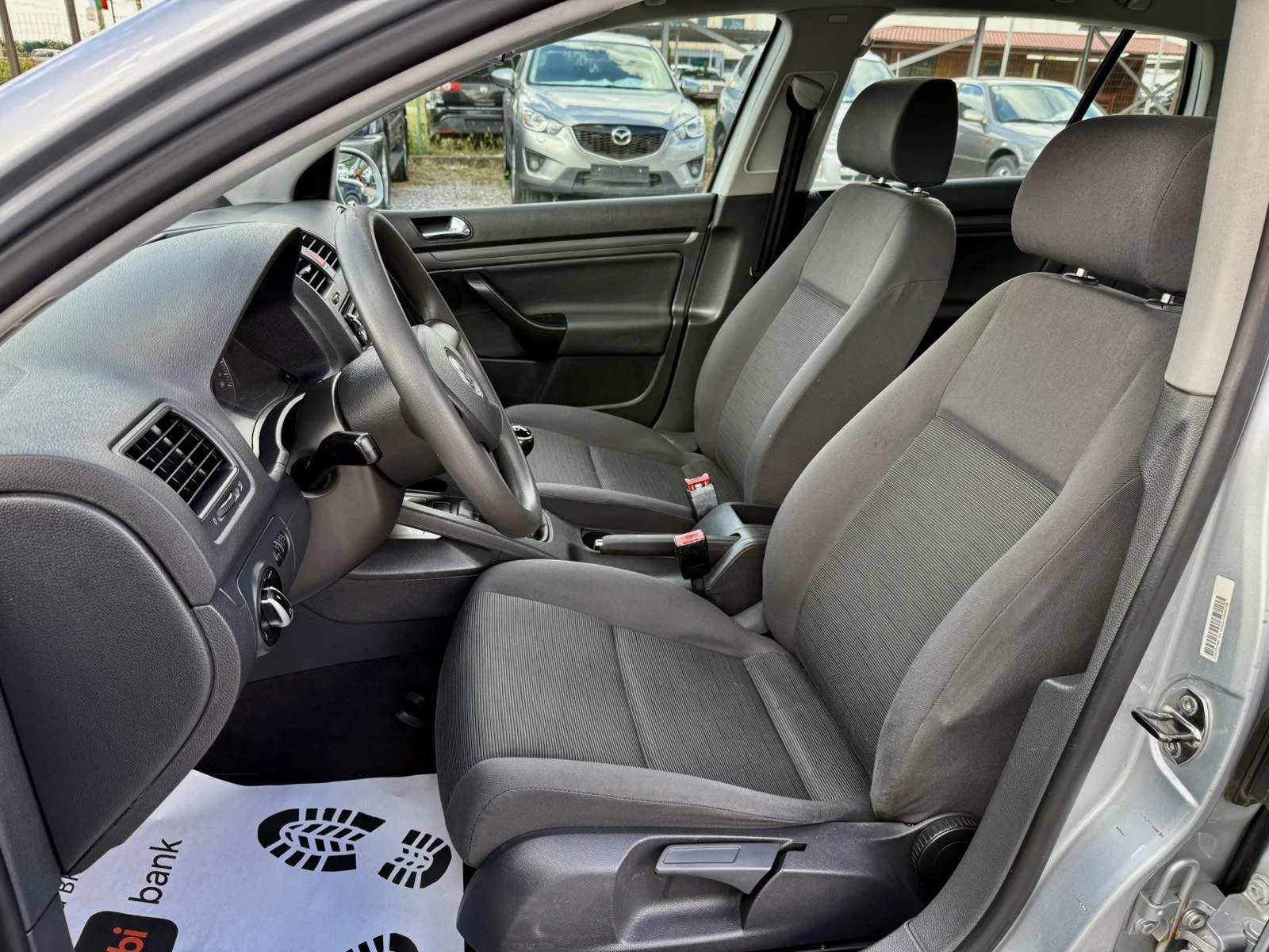 VW Golf 1.9TDI 105kc Italia - изображение 9