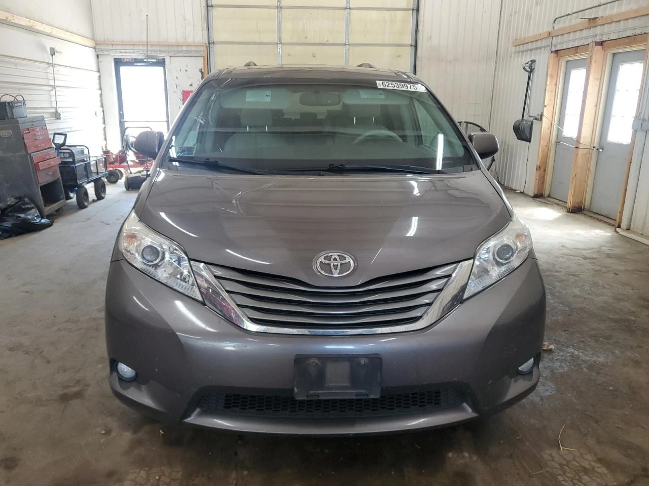 Toyota Sienna XLE 3.5L  - изображение 5