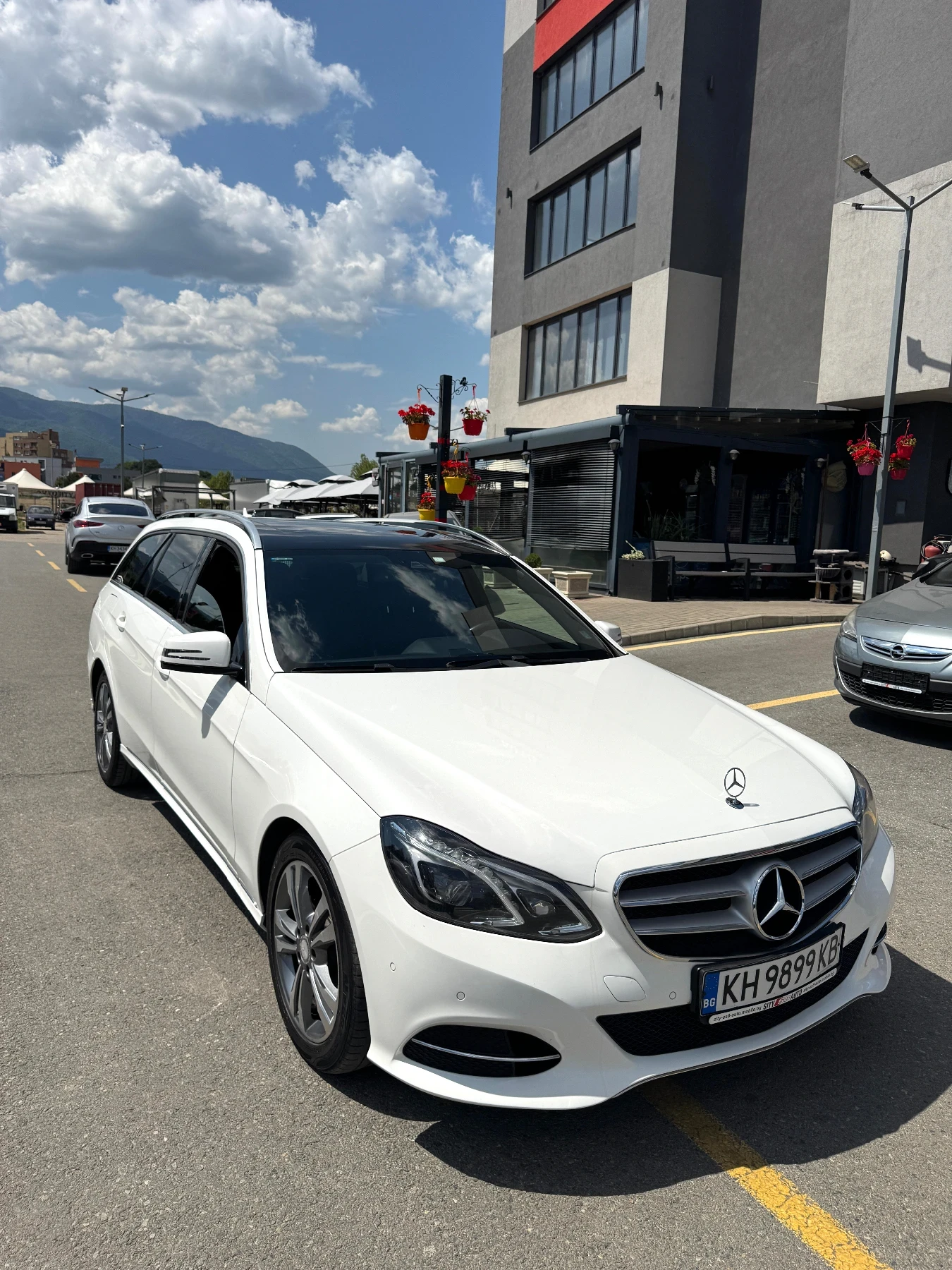 Mercedes-Benz E 220 Bluetec     9G - изображение 8
