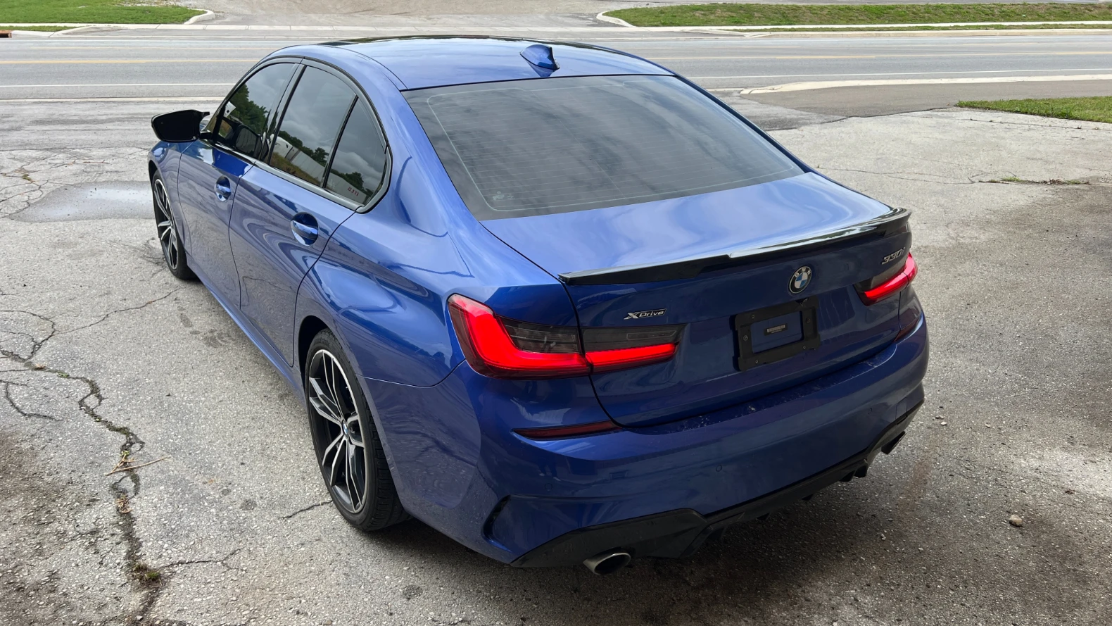 BMW 330 M-pkg* Harman/Kardon* Подгрев* Пано* Камера - изображение 2