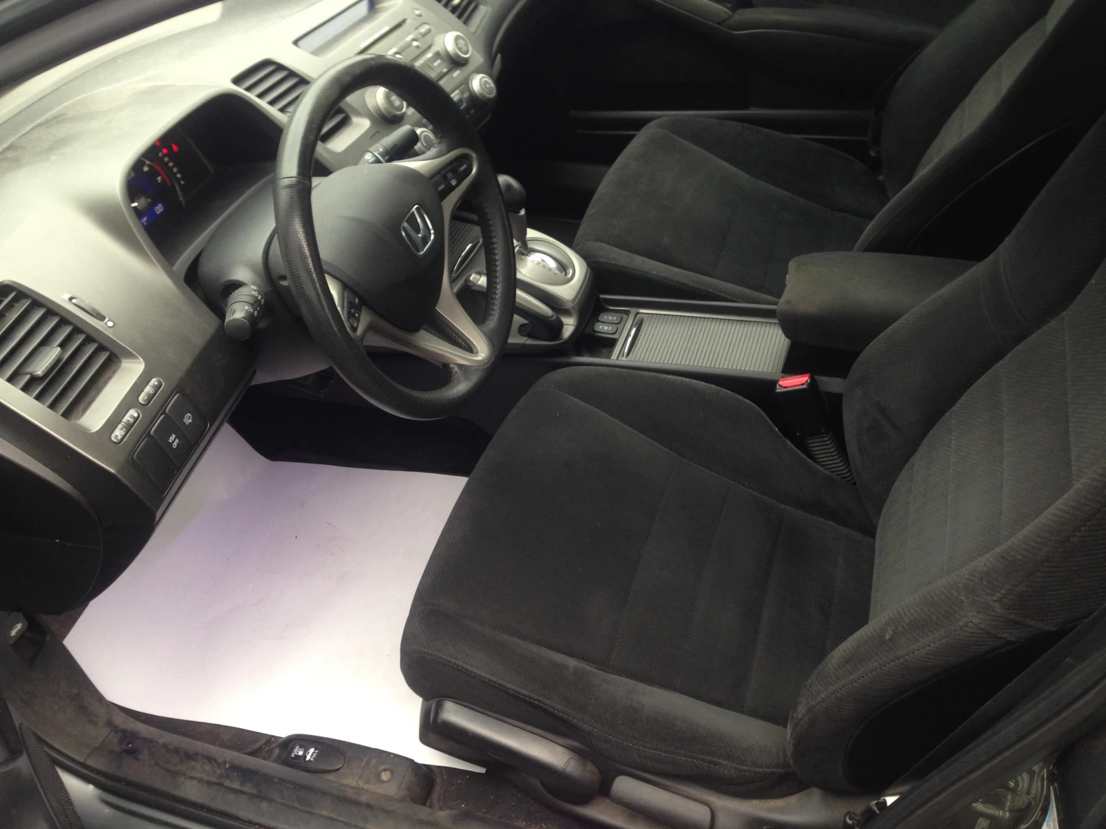 Honda Civic HYBRID/Автоматик/Климатроник/Подгрев - изображение 9