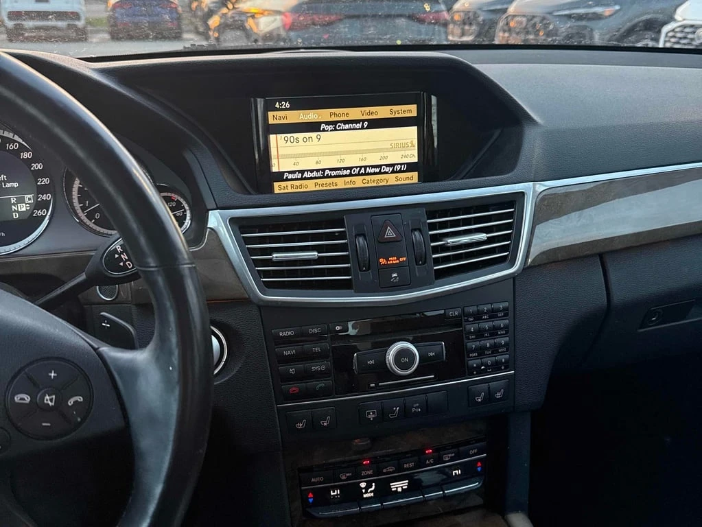 Mercedes-Benz E 500 * 550 * CARFAX * БЕЗ ПЪРВОНАЧАЛНА ВНОСКА - изображение 9