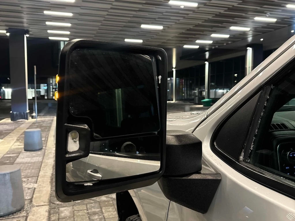 Chevrolet Silverado * LT * CARFAX * ��� ������������ ������ | Mobile.bg � ����������� 17