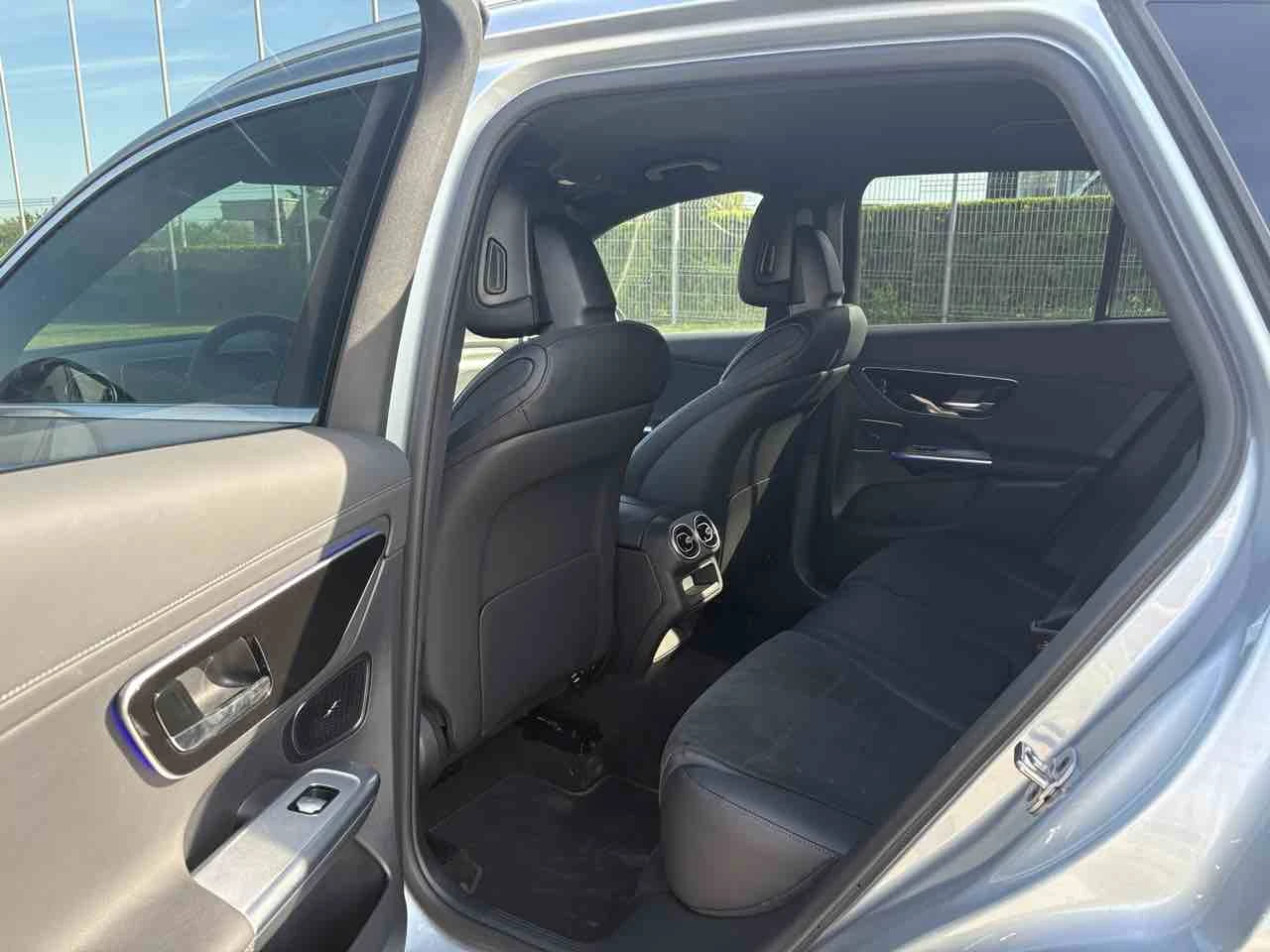 Mercedes-Benz GLC 200 4MATIC, снимка 10 - Автомобили и джипове - 53366238