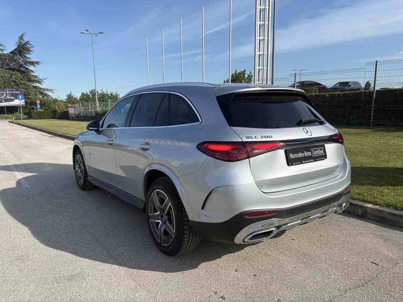 Mercedes-Benz GLC 200 4MATIC, снимка 8 - Автомобили и джипове - 53366238
