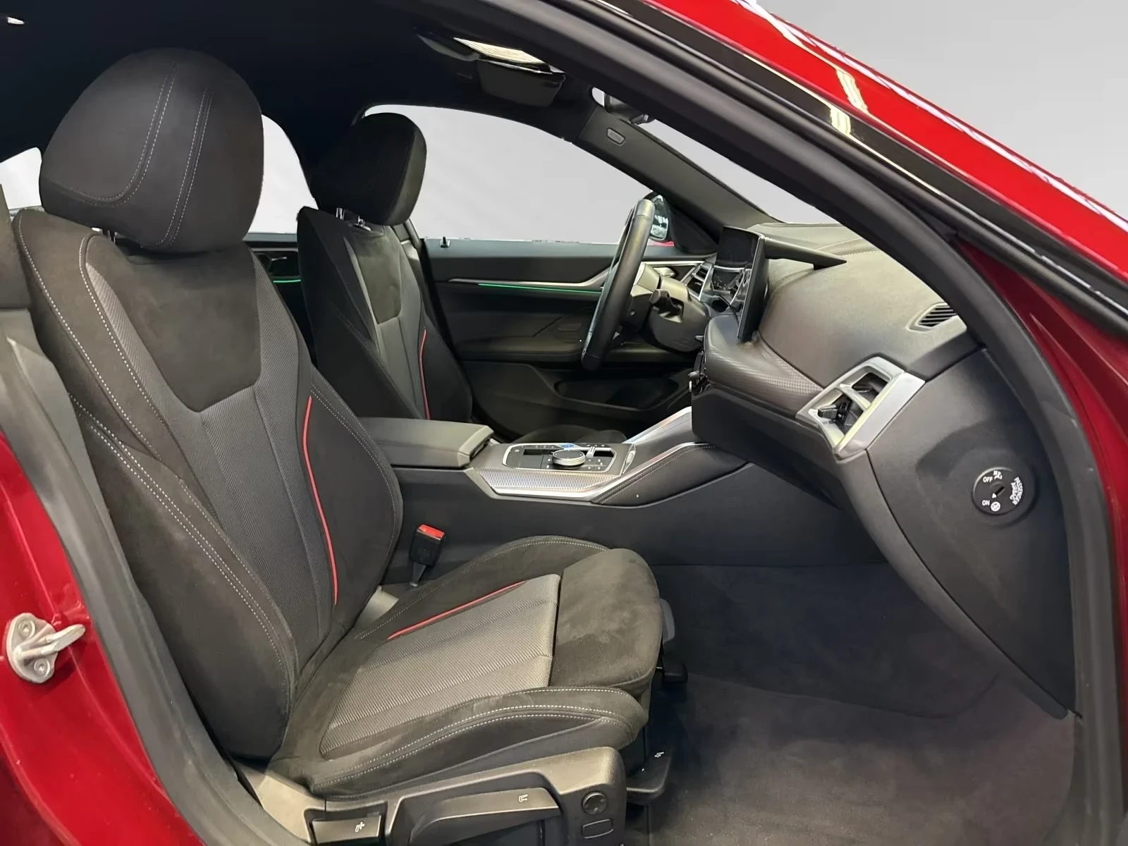 BMW i4 eDrive40 Gran Coupe M Sport| PA+ | HiFi| Head-Up, снимка 8 - Автомобили и джипове - 54070651