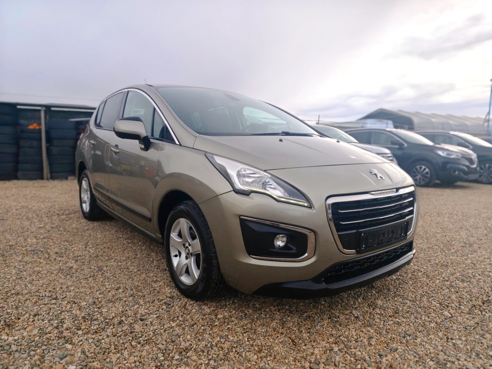 Peugeot 3008 E-HDI* Facelift* TOP* ШВЕЙЦАРИЯ* FULL, снимка 6 - Автомобили и джипове - 54087551