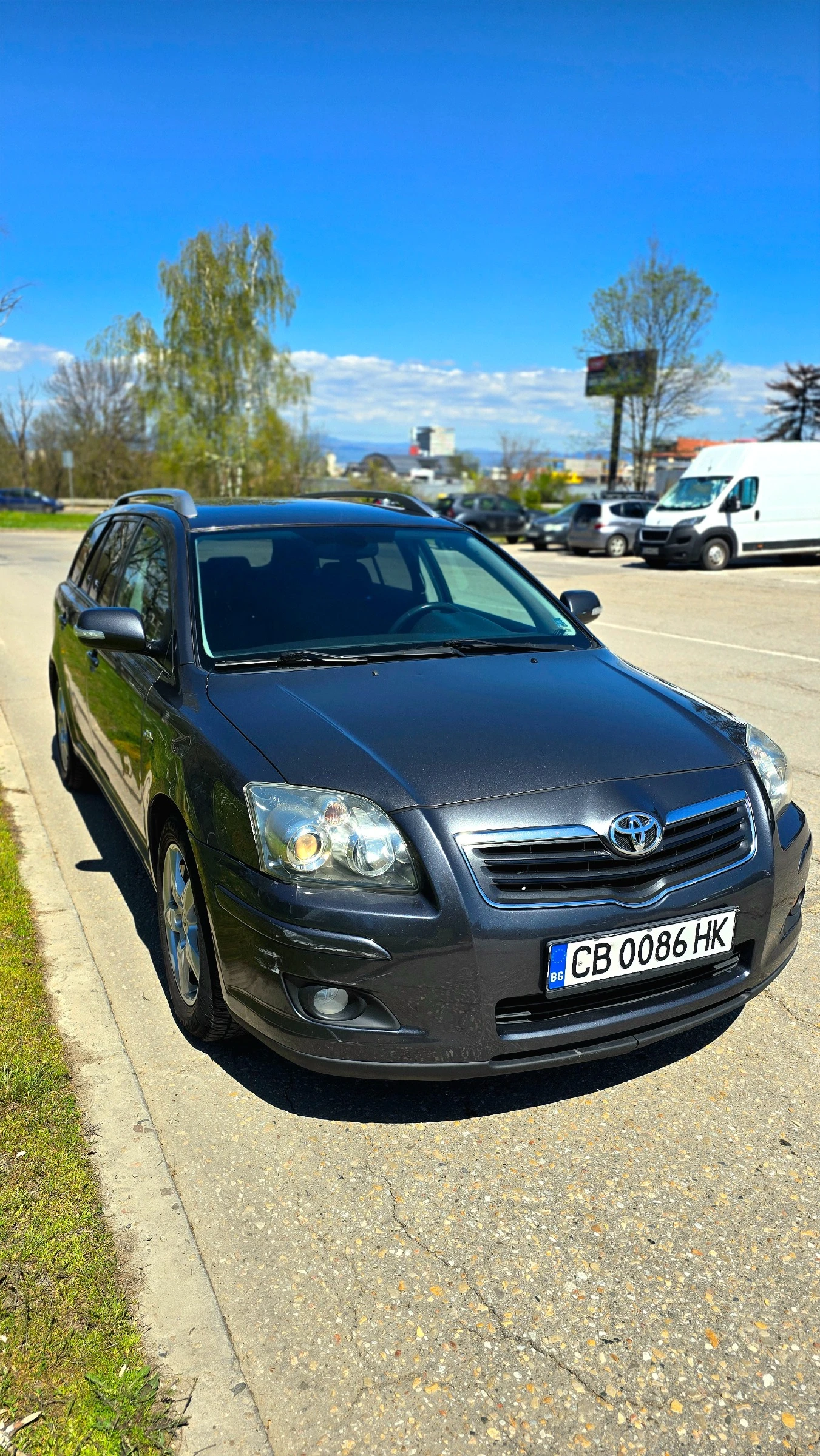 Toyota Avensis, снимка 12 - Автомобили и джипове - 54279228