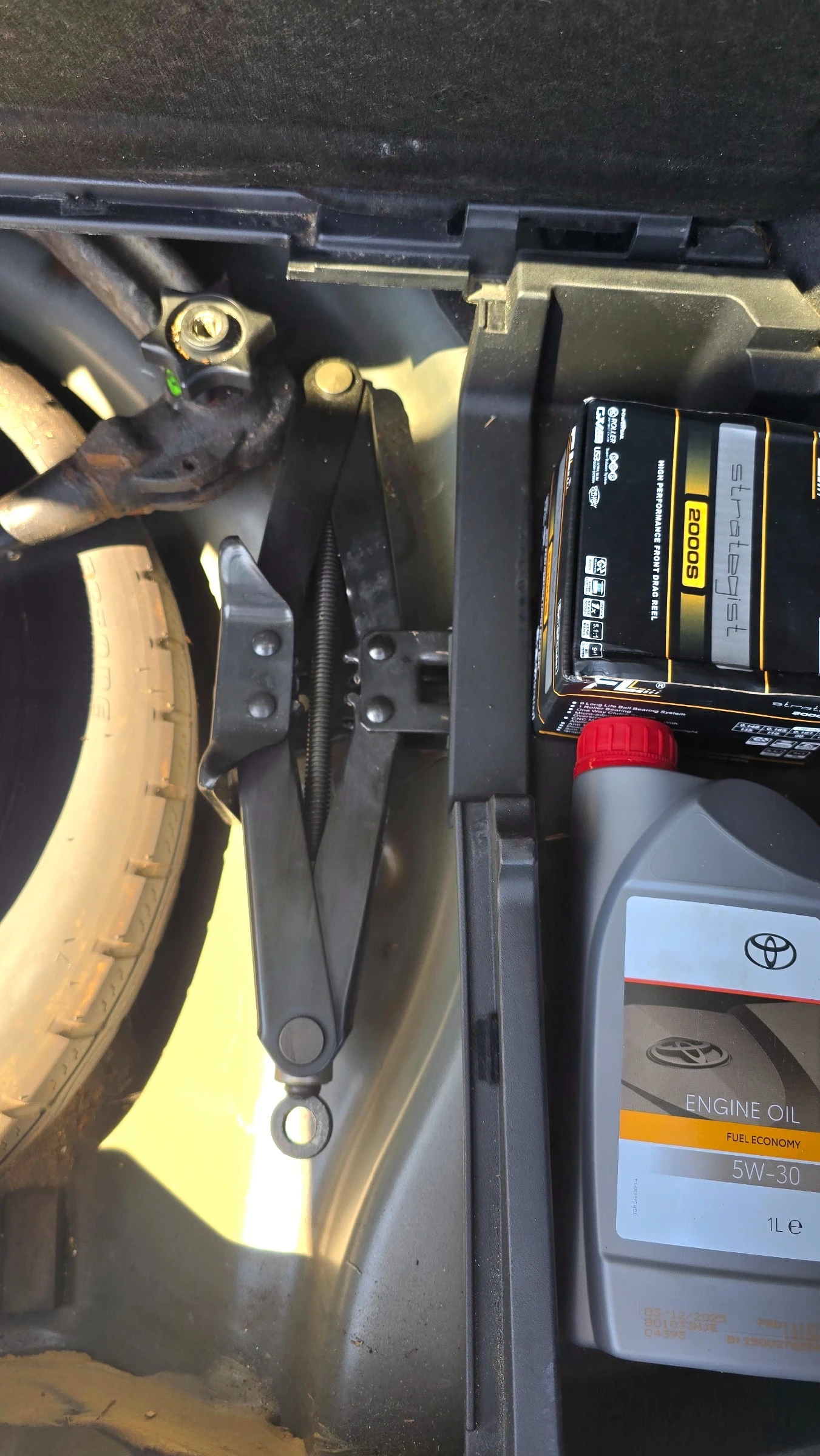 Toyota Avensis, снимка 6 - Автомобили и джипове - 54279228